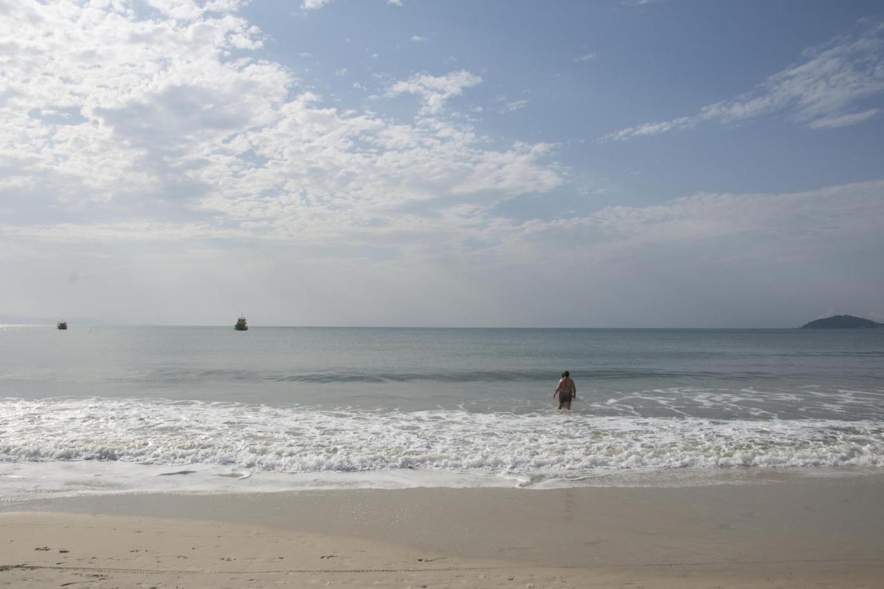 Desfrute Canasvieiras Na Quadra Da Praia Can2 Florianópolis Buitenkant foto