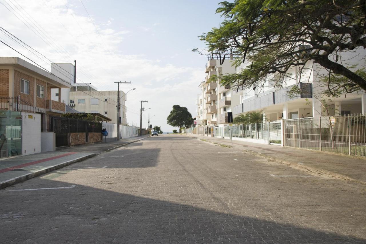 Desfrute Canasvieiras Na Quadra Da Praia Can2 Florianópolis Buitenkant foto